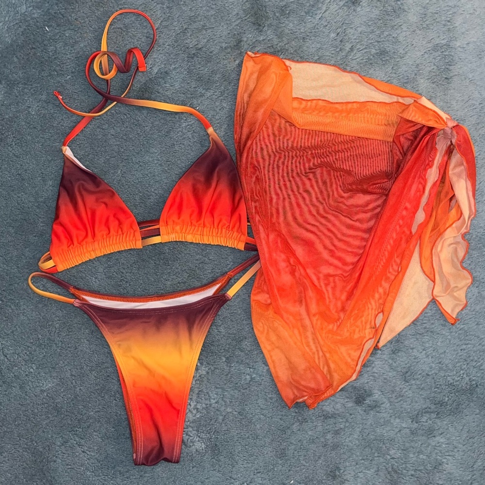 Small bathingsuit